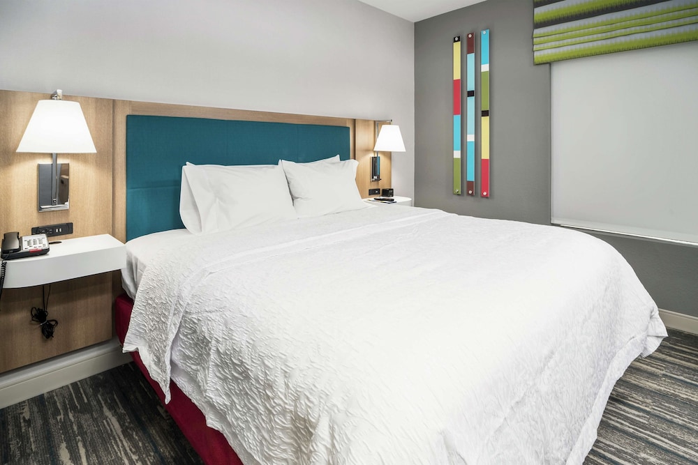 Hampton Inn Wilson Downtown 11/50