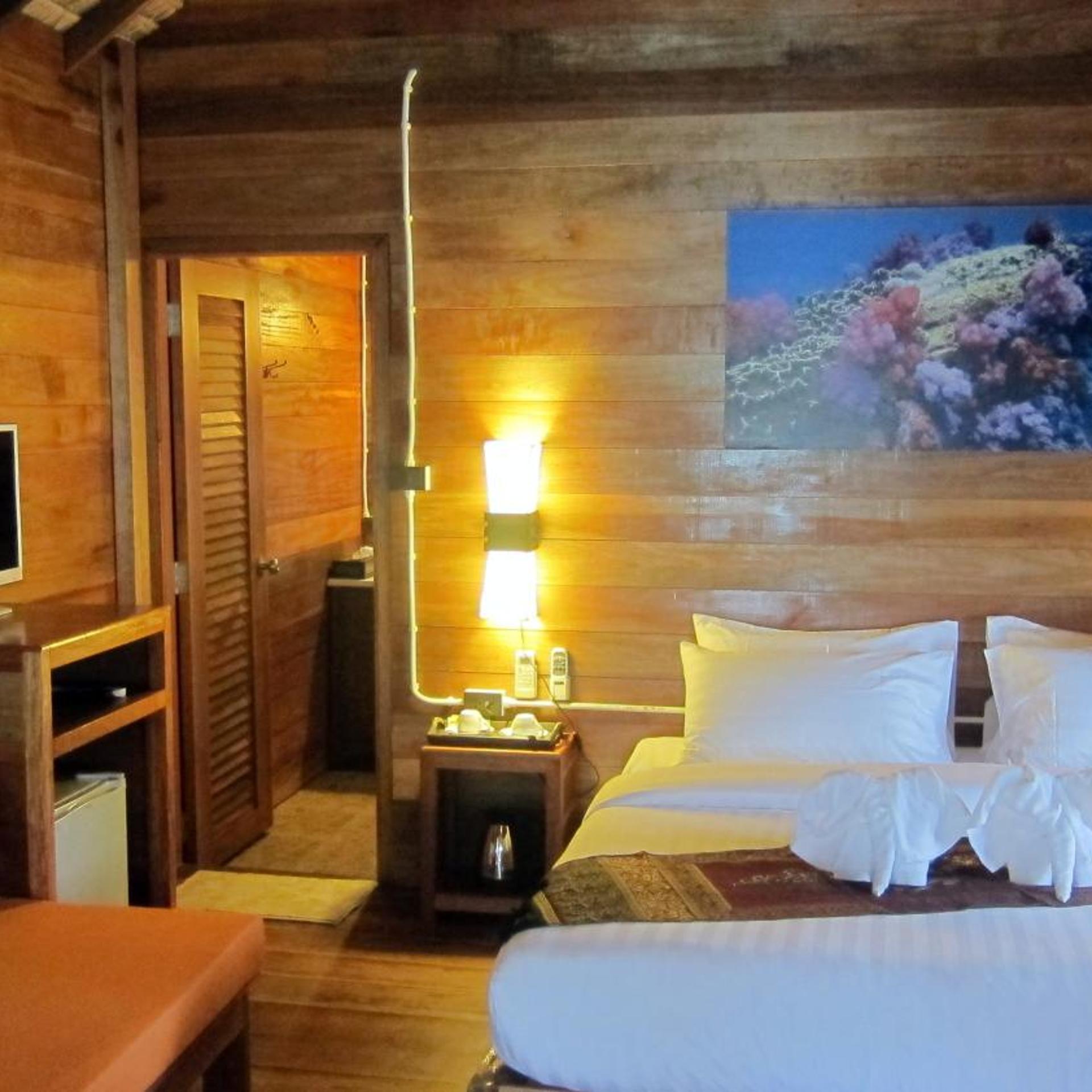 Bungalow, Beach Front