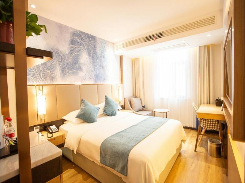 GreenTree Eastern Huaian Suning Plaza Huaihai Road West Hotel 34/65