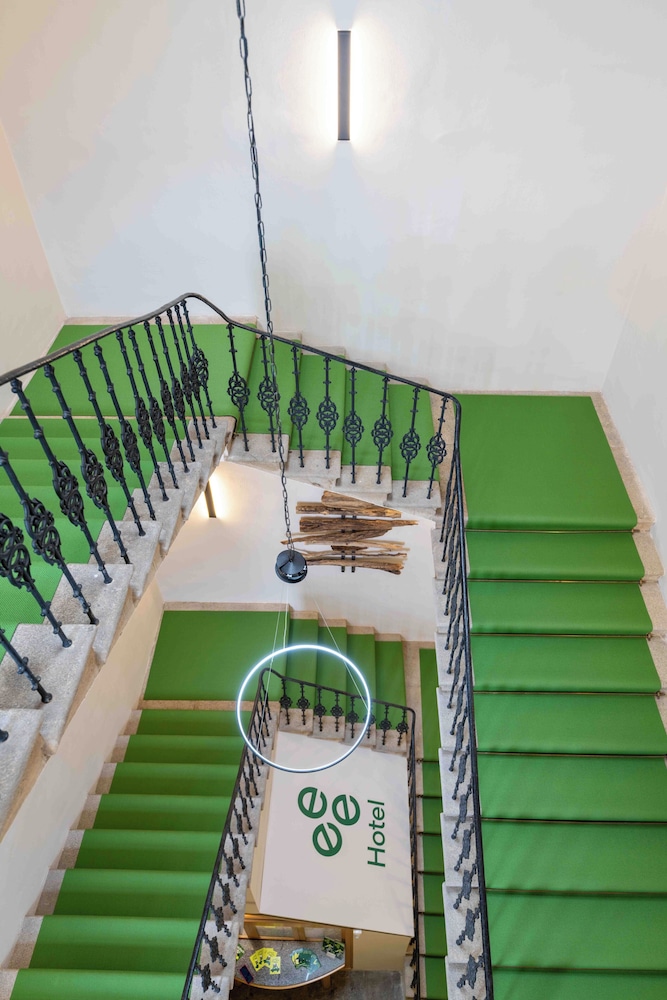 eee hotel Perg 30/43