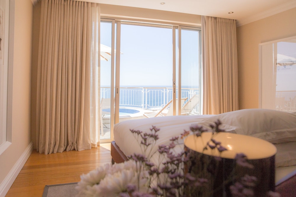 Compass House Boutique Hotel 27/48