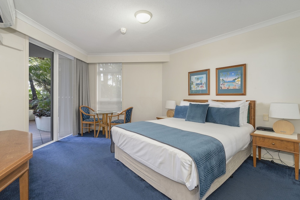 2 BEDROOMS, APARTMENT