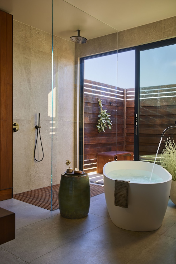 Stanly Ranch, Auberge Resorts Collection 25/50