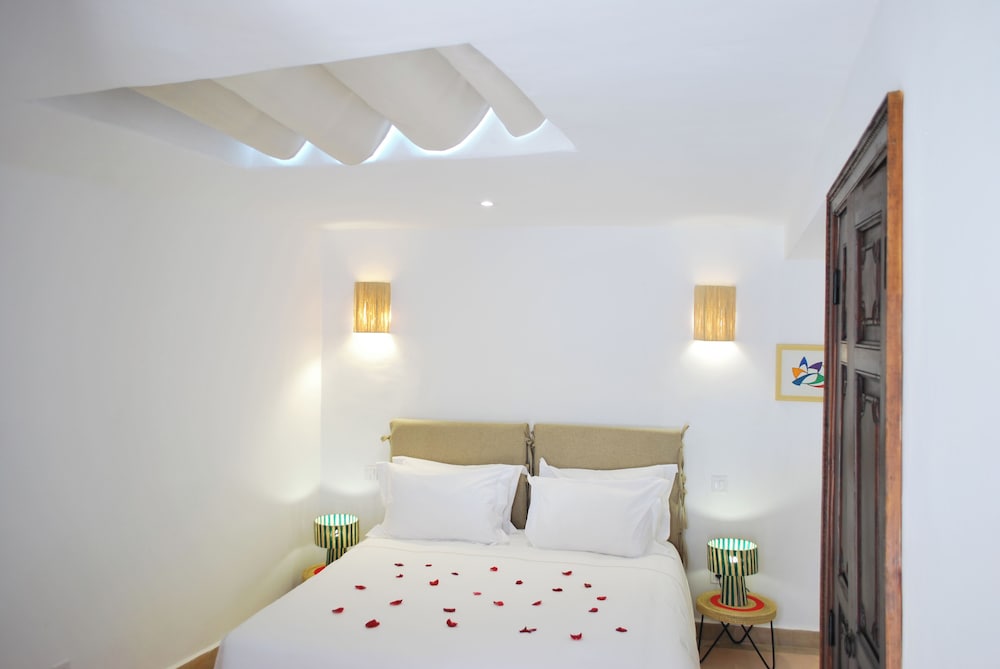 Riad Charai 23/77