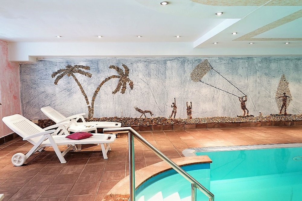 Hotel Zum Alten Forsthaus 10/18