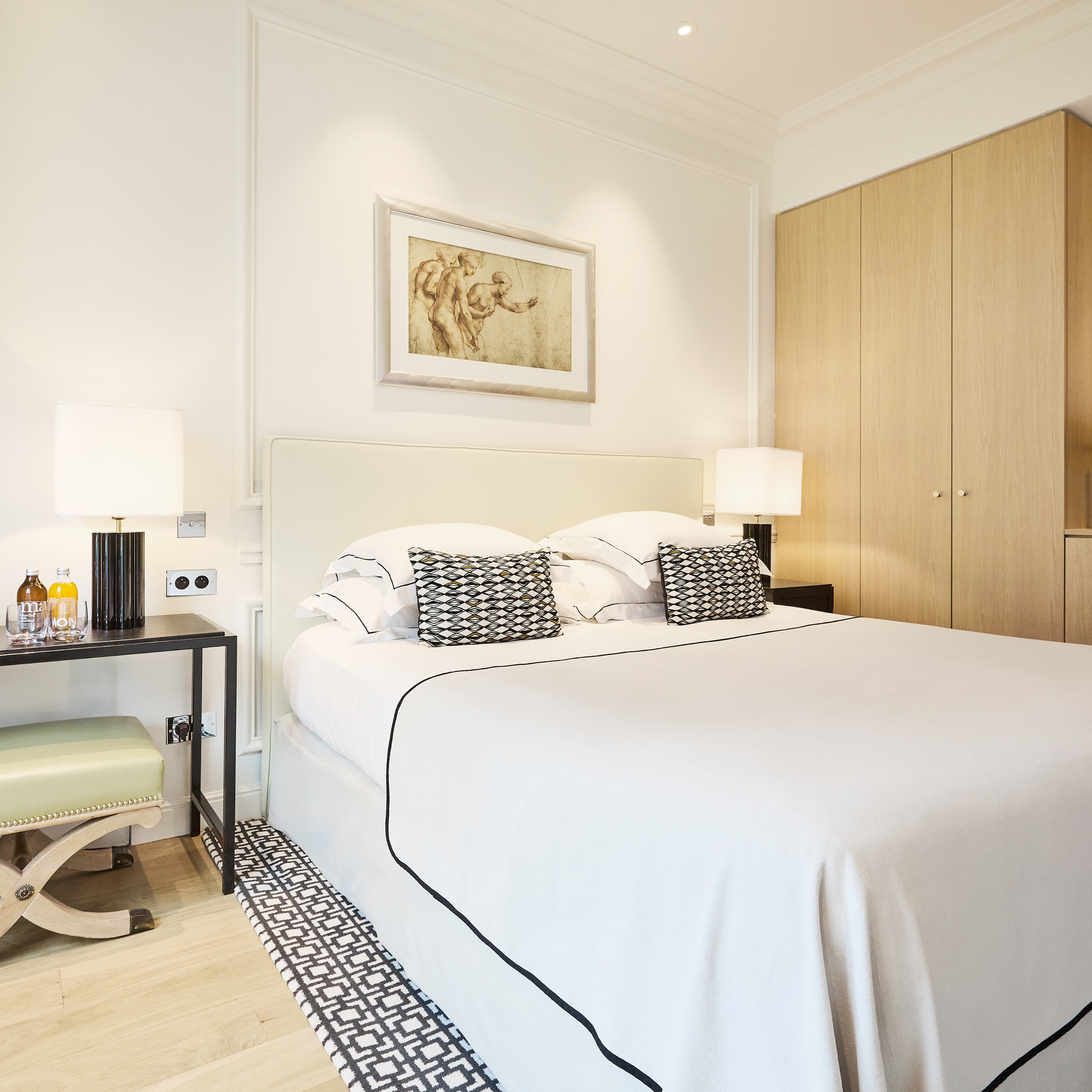 GRAND HOTEL DU PALAIS ROYAL 12/50