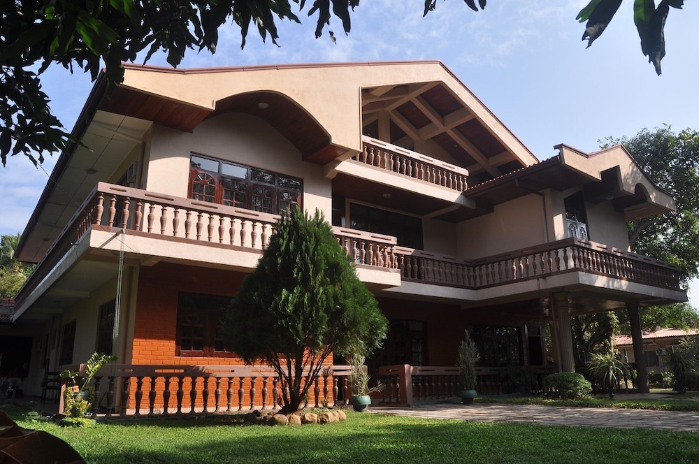 Casual Stay Villa 2/36