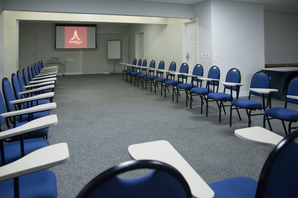 Marsala Apart Hotel 58/66