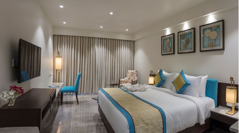 Hotel Binori 7/30