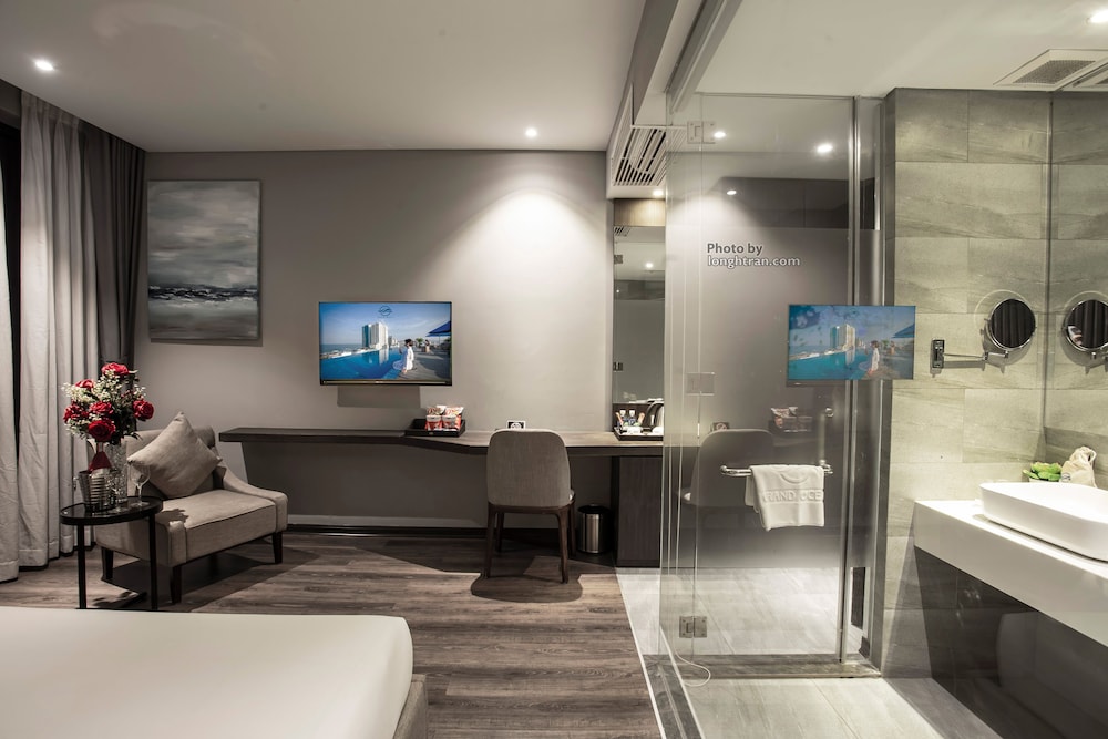Grand Ocean Luxury Boutique 50/74