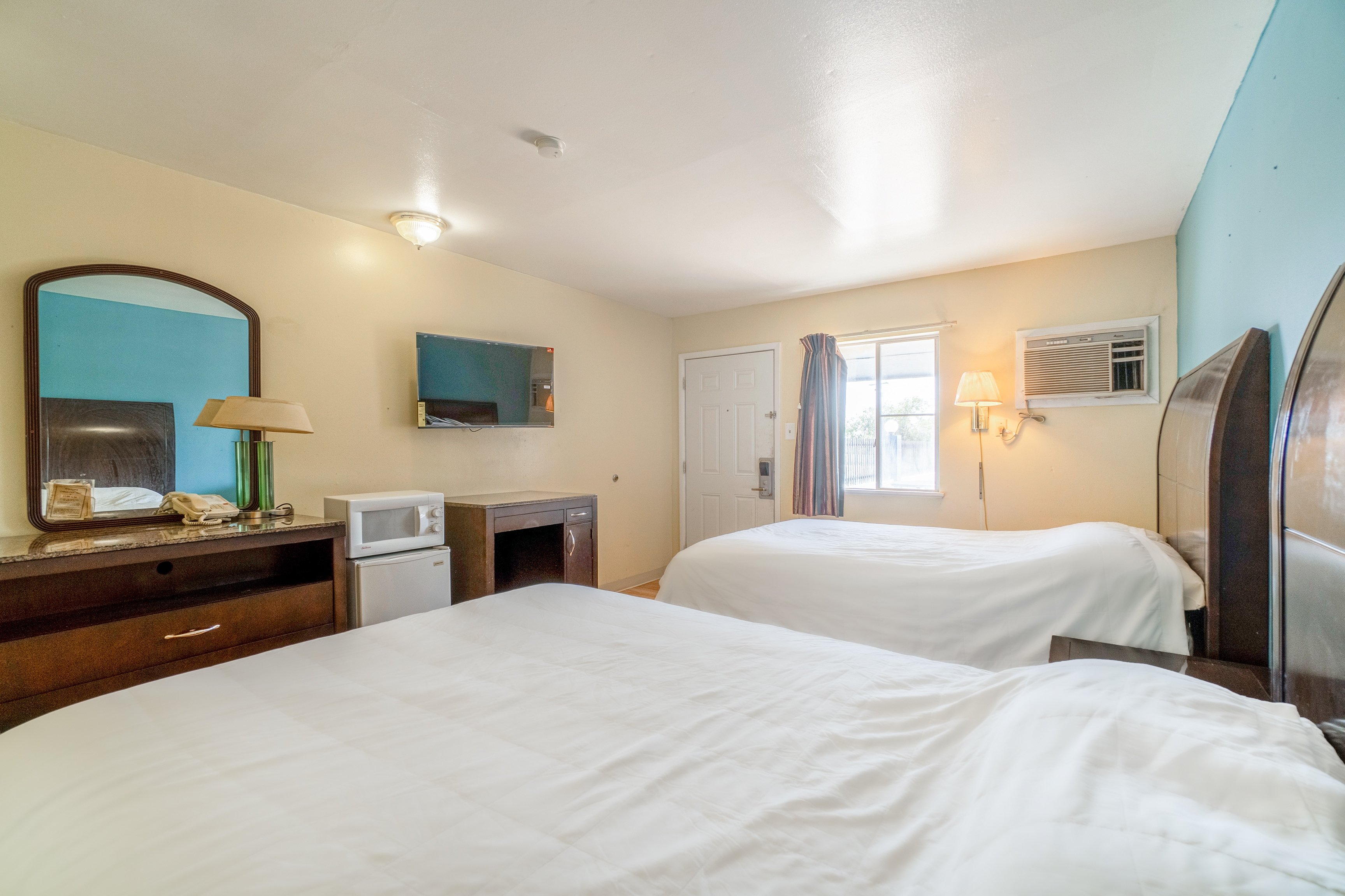 American Inn by OYO Colorado City I-20 12/34