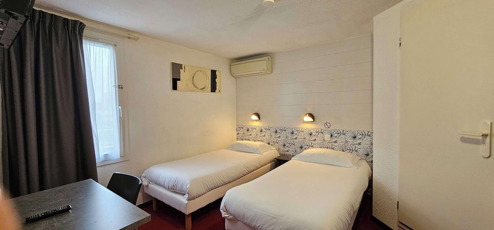 Brit Hotel Albi 13/49
