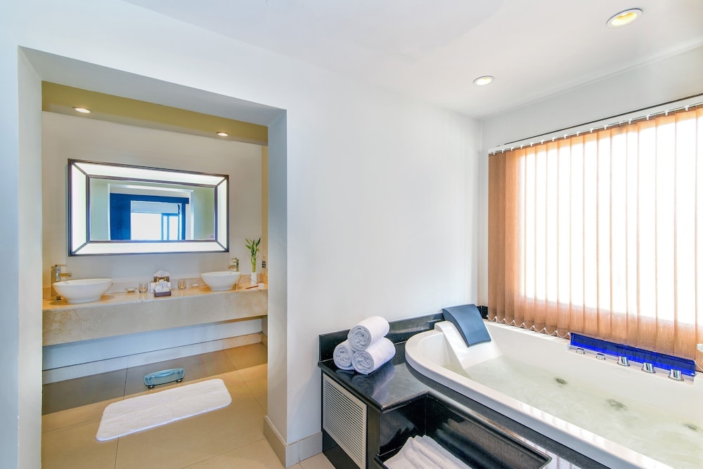 Secrets St James Montego Bay - Adults Only 51/75