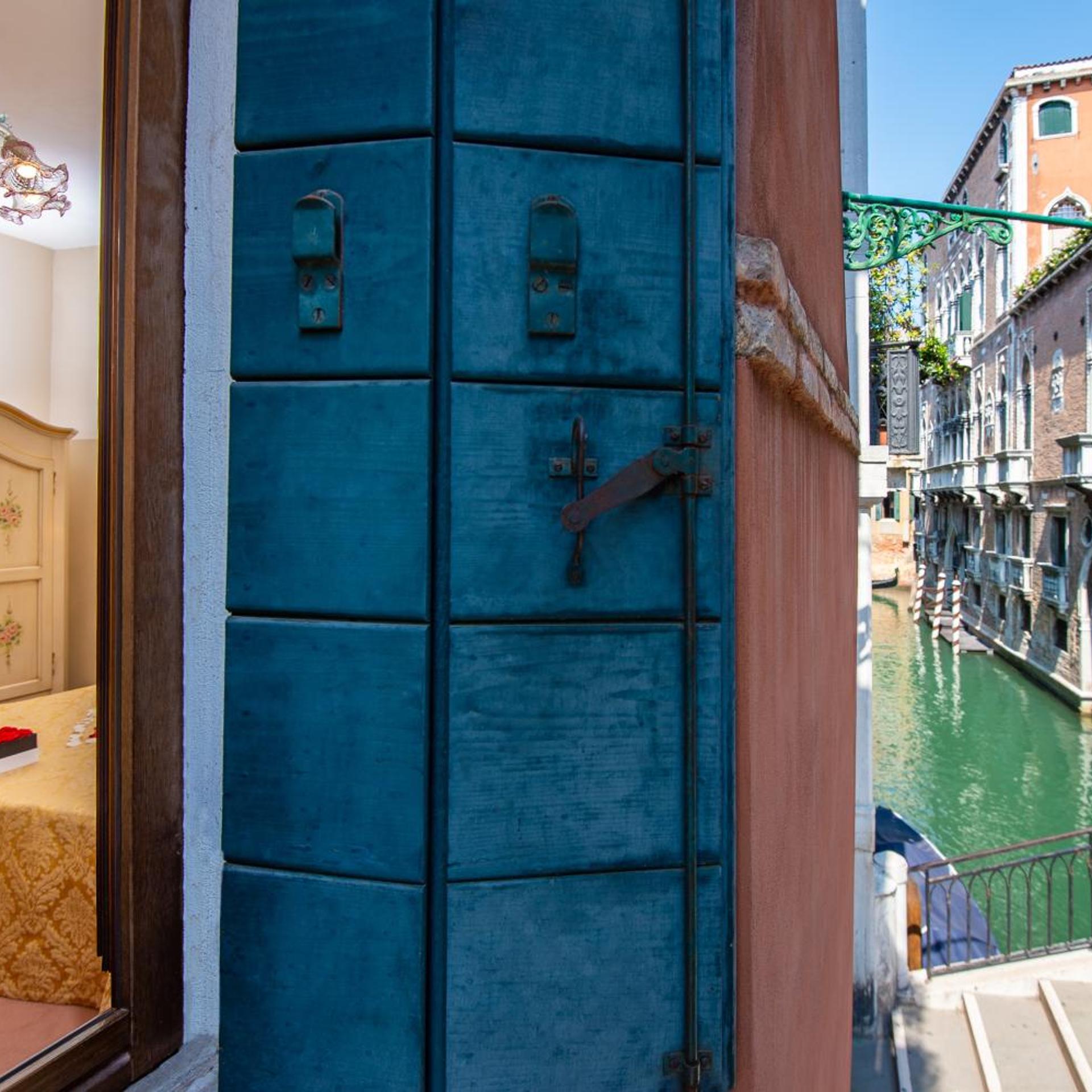 Hotel Mercurio 4/56