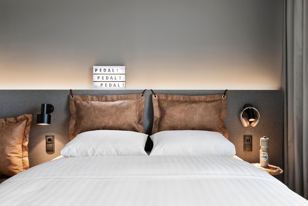 Moxy Tromso 9/48