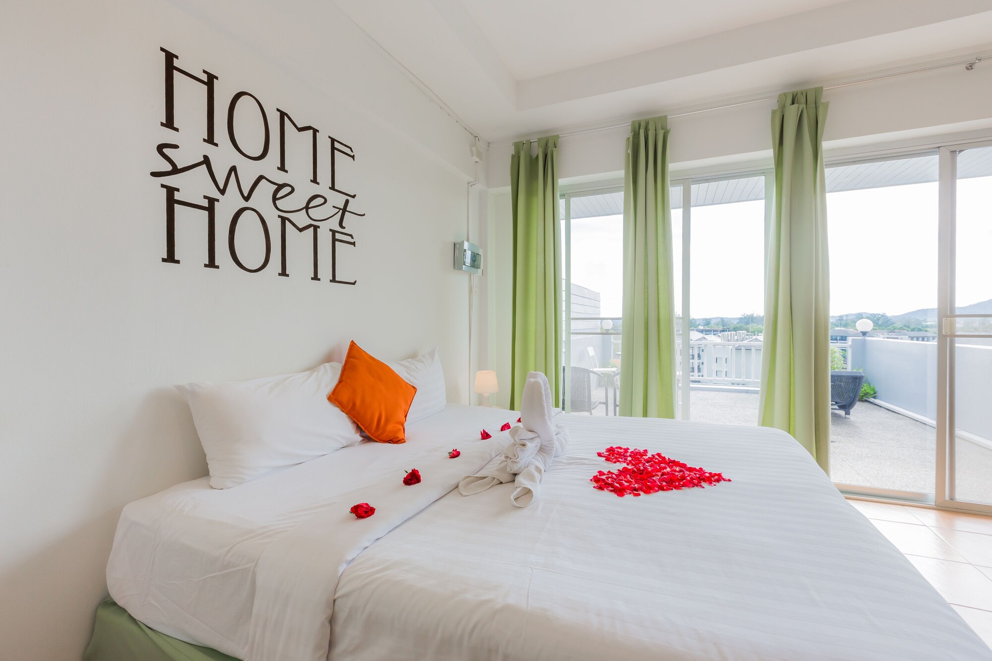 DELUXE, SEA VIEW
