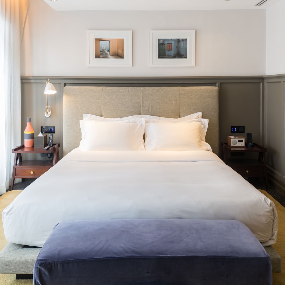 Ann Siang House The Unlimited Collection by Oakwood 13/31