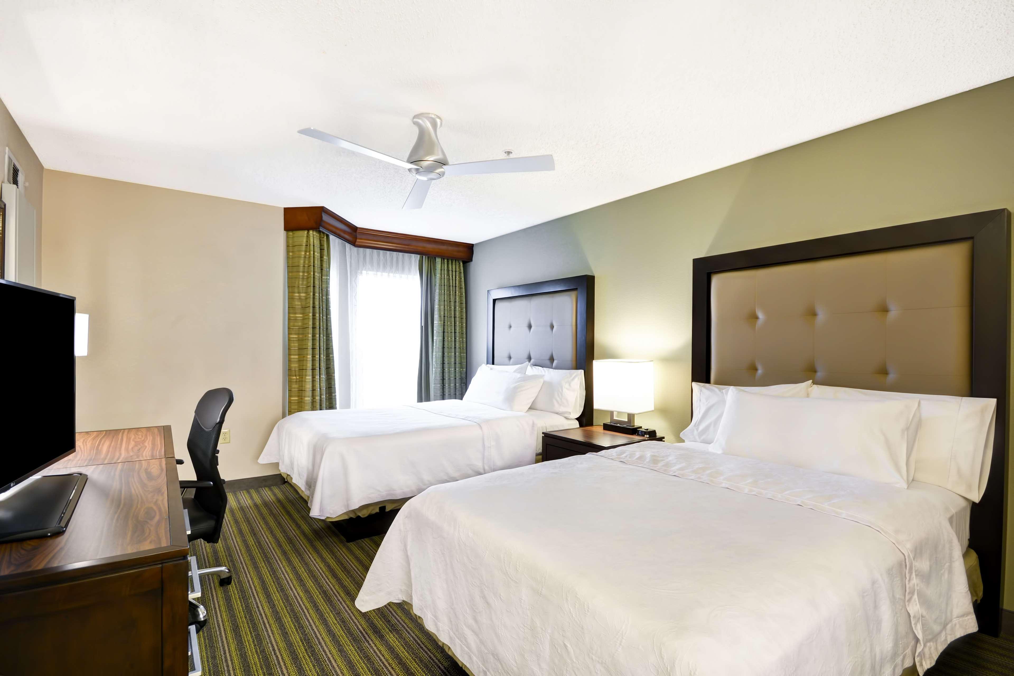 2 Bedrooms, Suite, 2 Double Beds, King Bed, 2 Bathrooms