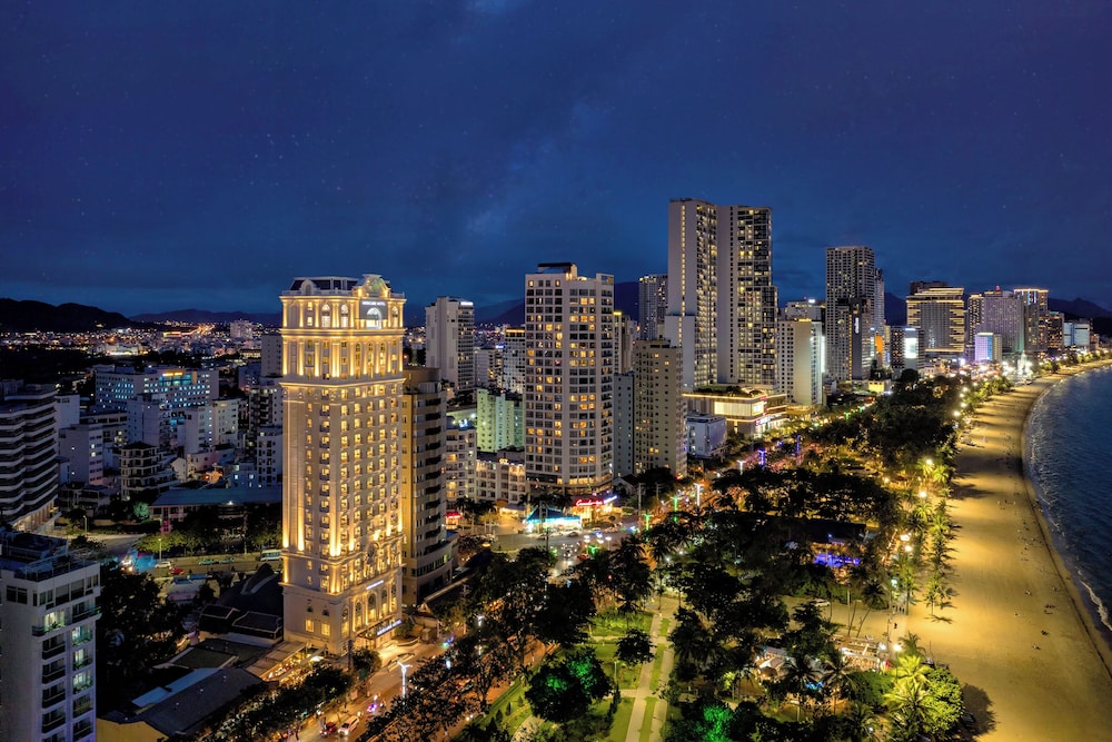 Mercure Nha Trang Beach 42/46
