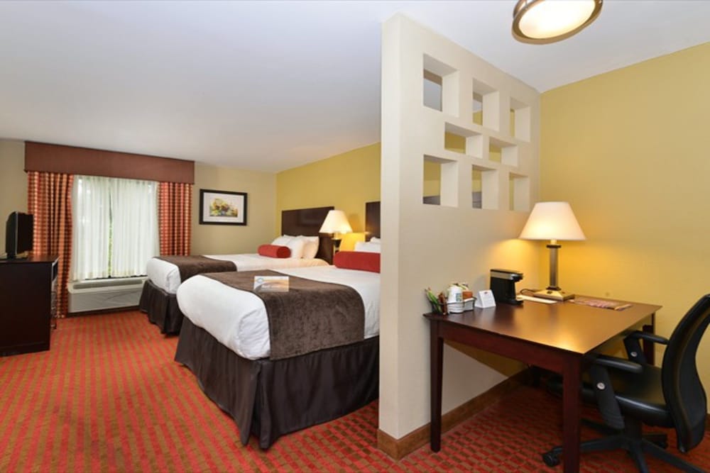 Quality Suites Nashville Airport 22/50