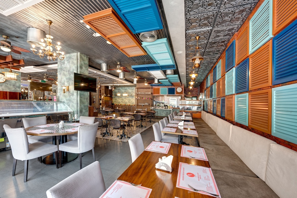 Rose Park Hotel Al Barsha 47/58