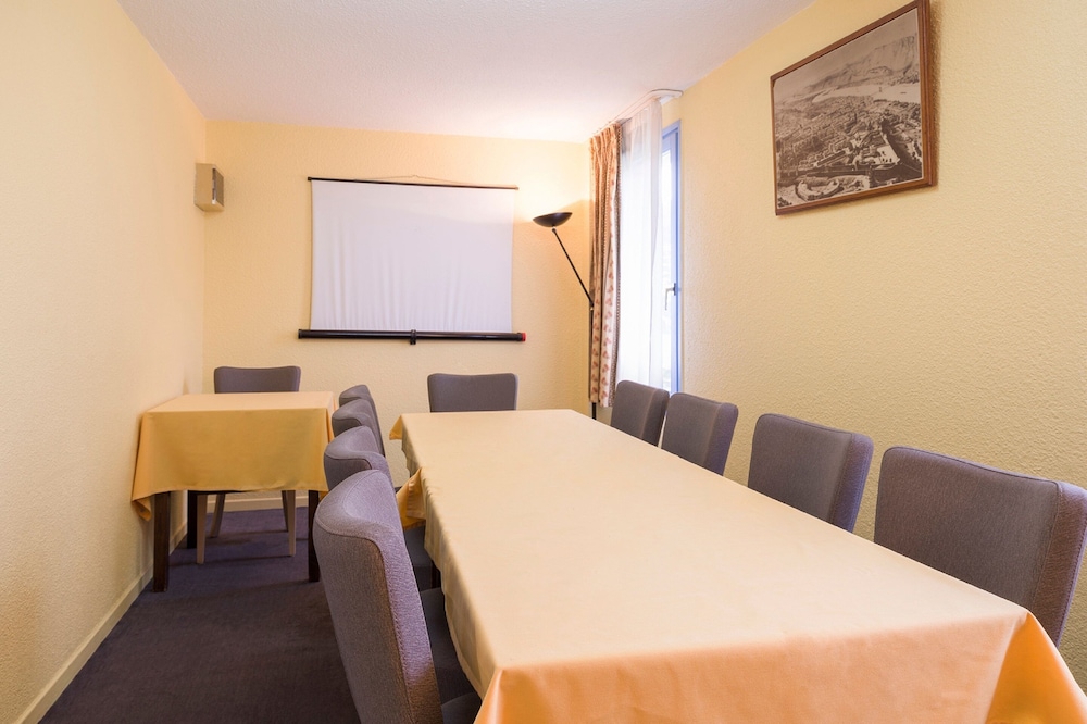 Comfort Hotel Valence 12/57