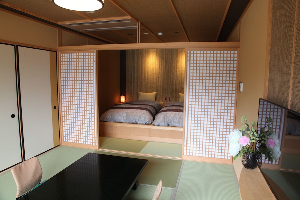 Kasuitei Oya 13/64