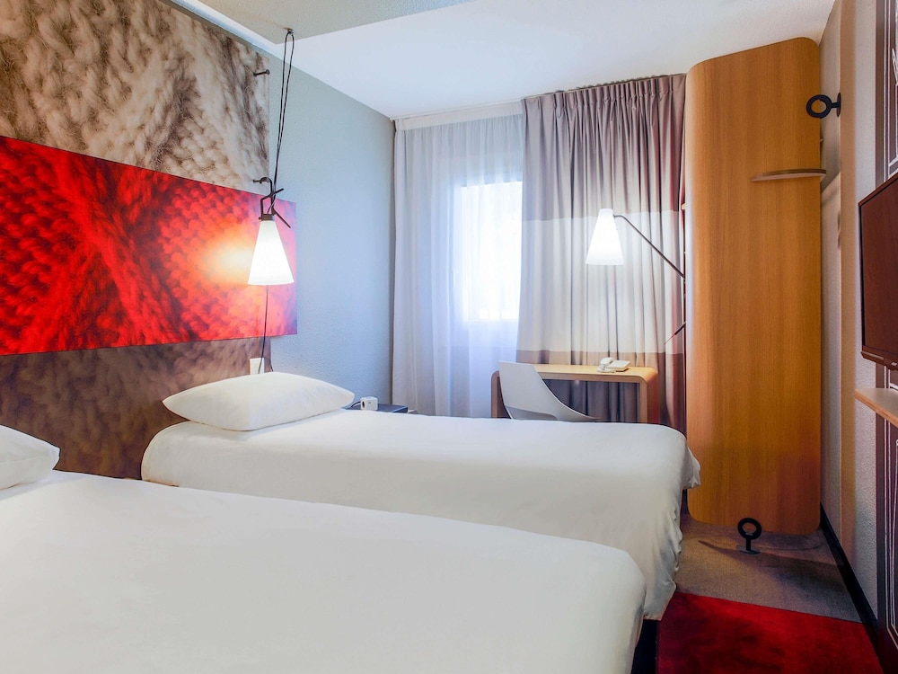 STANDARD, TWIN BEDS