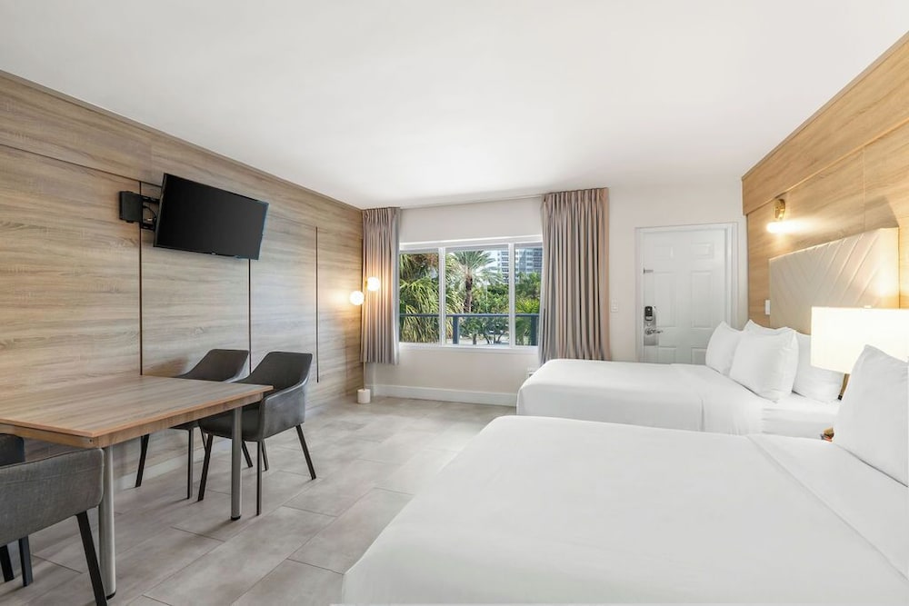 غرفة بريميوم بسريرين مزدوجين بمطبخ صغير، The Garden Hotel and Resort 8/10