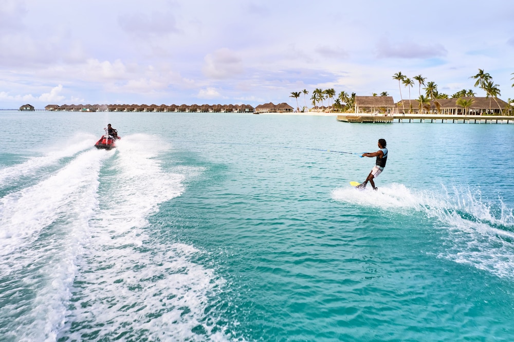 Sun Aqua Iru Veli 47/54