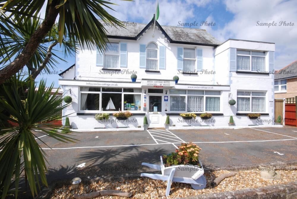 The Swiss Cottage Shanklin 2/31