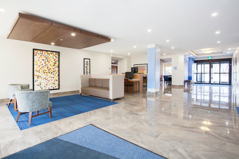 Holiday Inn Express & Suites Mississauga-Toronto Southwest, an IHG Hotel 10/71