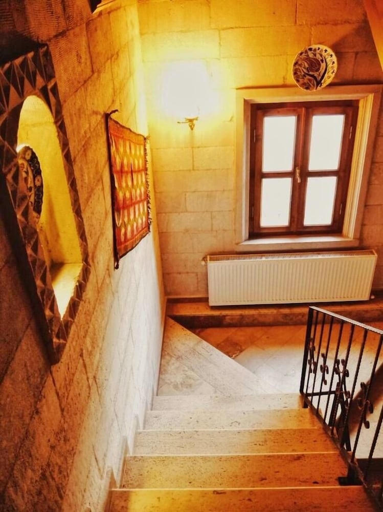 Cappadocia Stone Palace 23/43