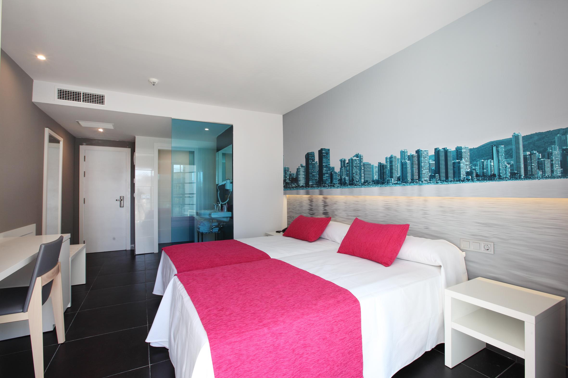 Standard, Double Bed, Pool View, Balcony or Terrace