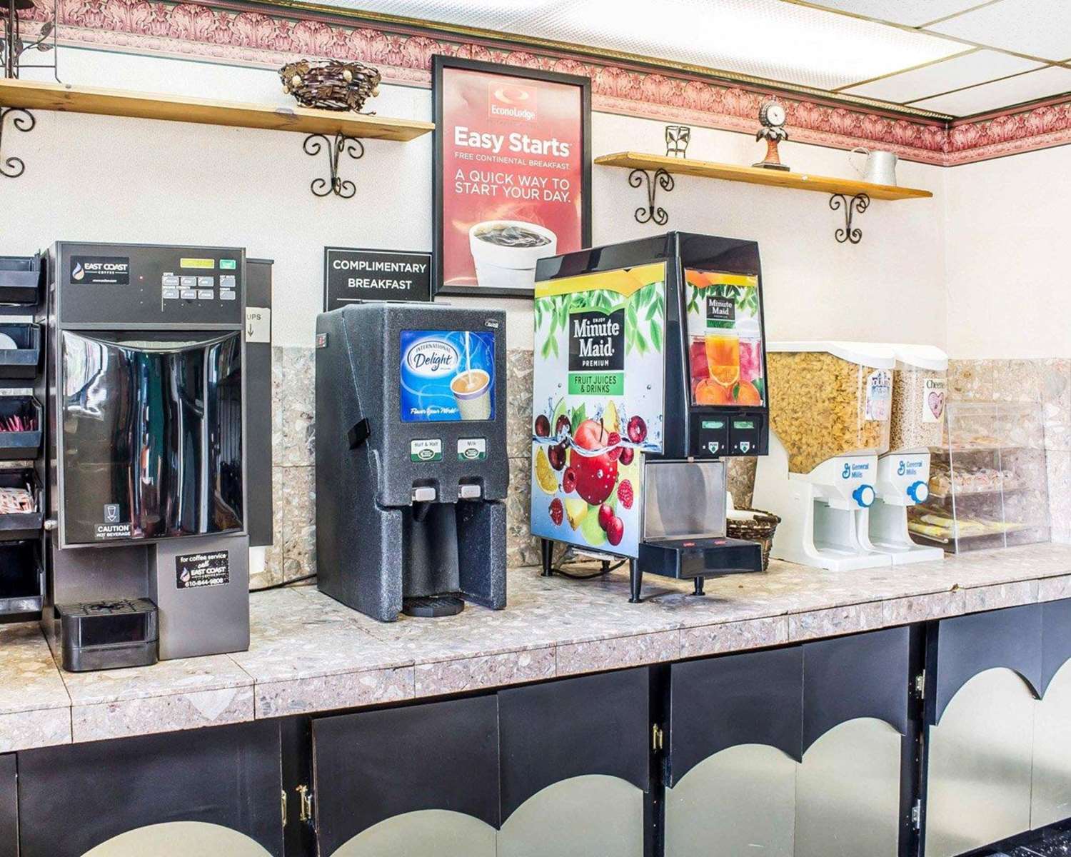 Econo Lodge Scranton near Montage Mountain 15/25