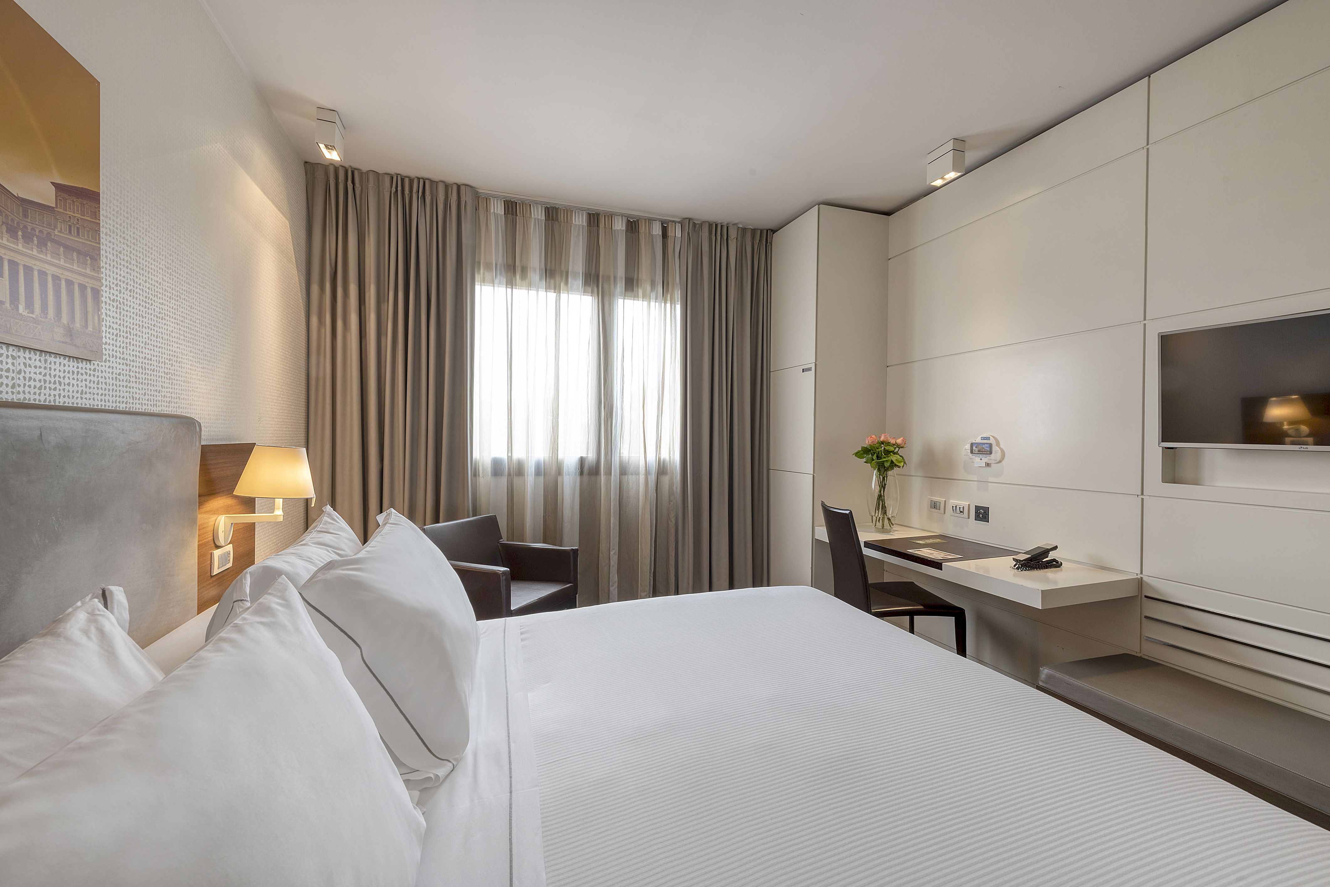 Room, Double Bed