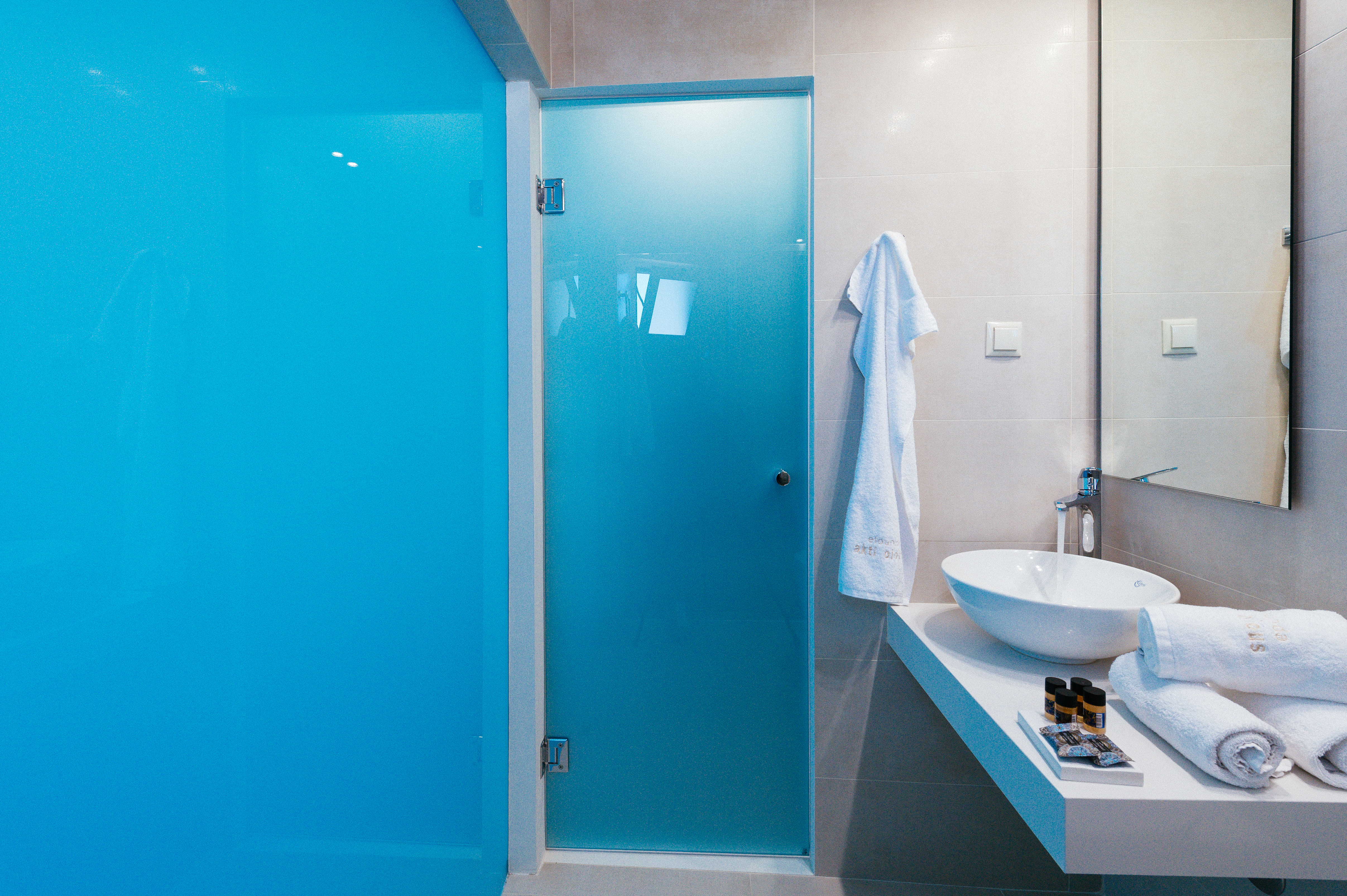 غرفة بسرير مزدوج أو سريرين منفصلين بإطلالة على الحديقة، Elounda Akti Olous Hotel - Adults Only 4/5