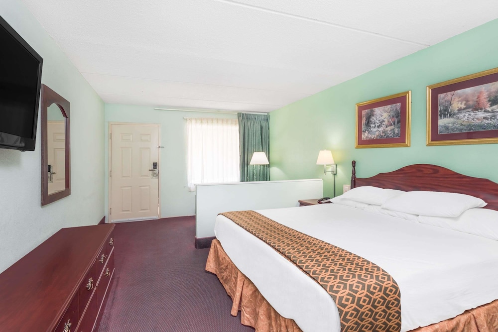 Room, King Bed, Smoking