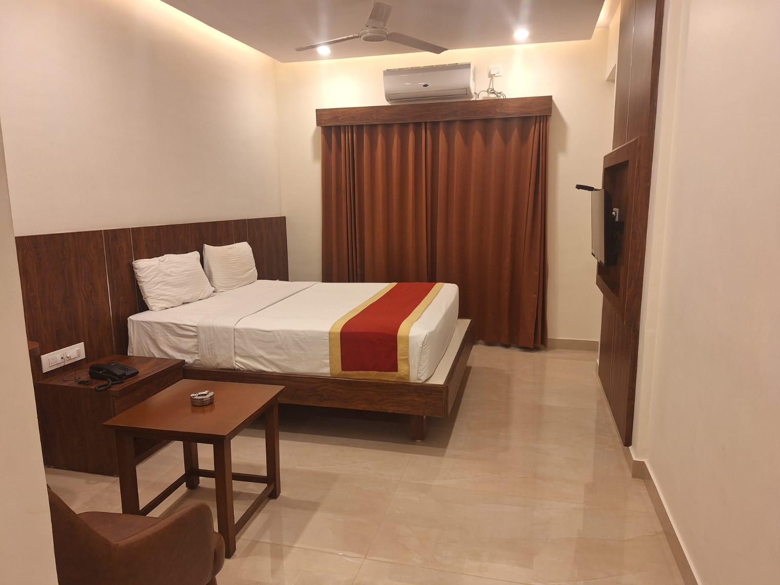 Alcott Hotel & Resorts 16/34