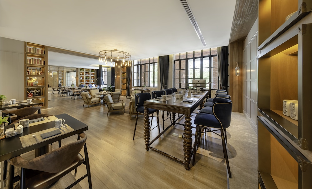 Melia Shanghai Parkside 40/57