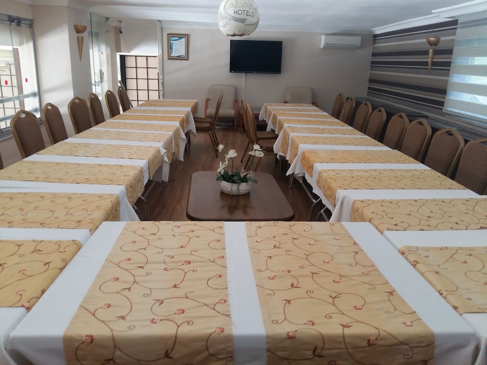 Alaiye Kleopatra Hotel 31/36