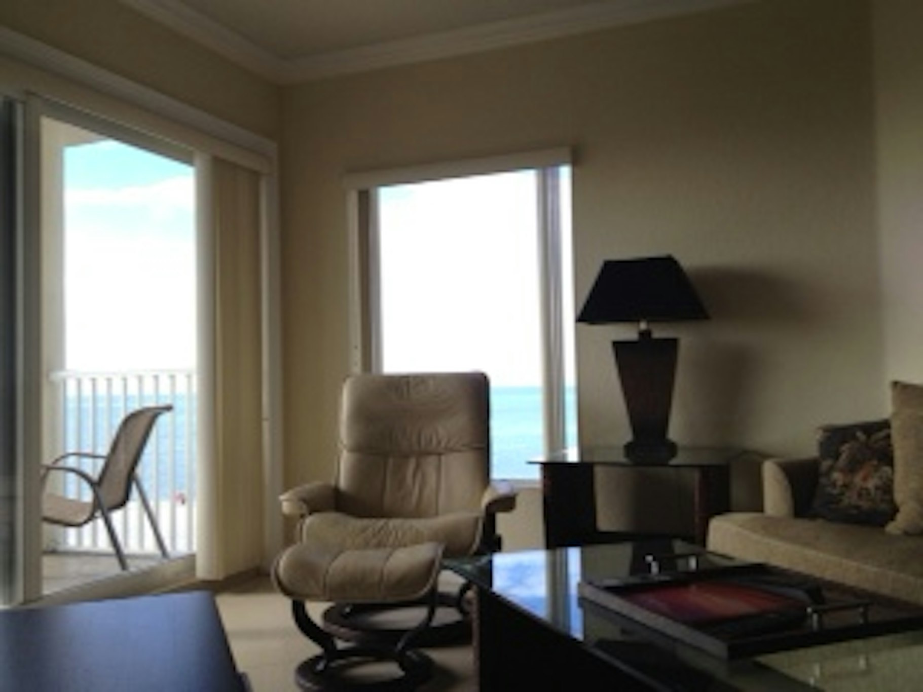 Sunset Vistas Beachfront Suites 6/14