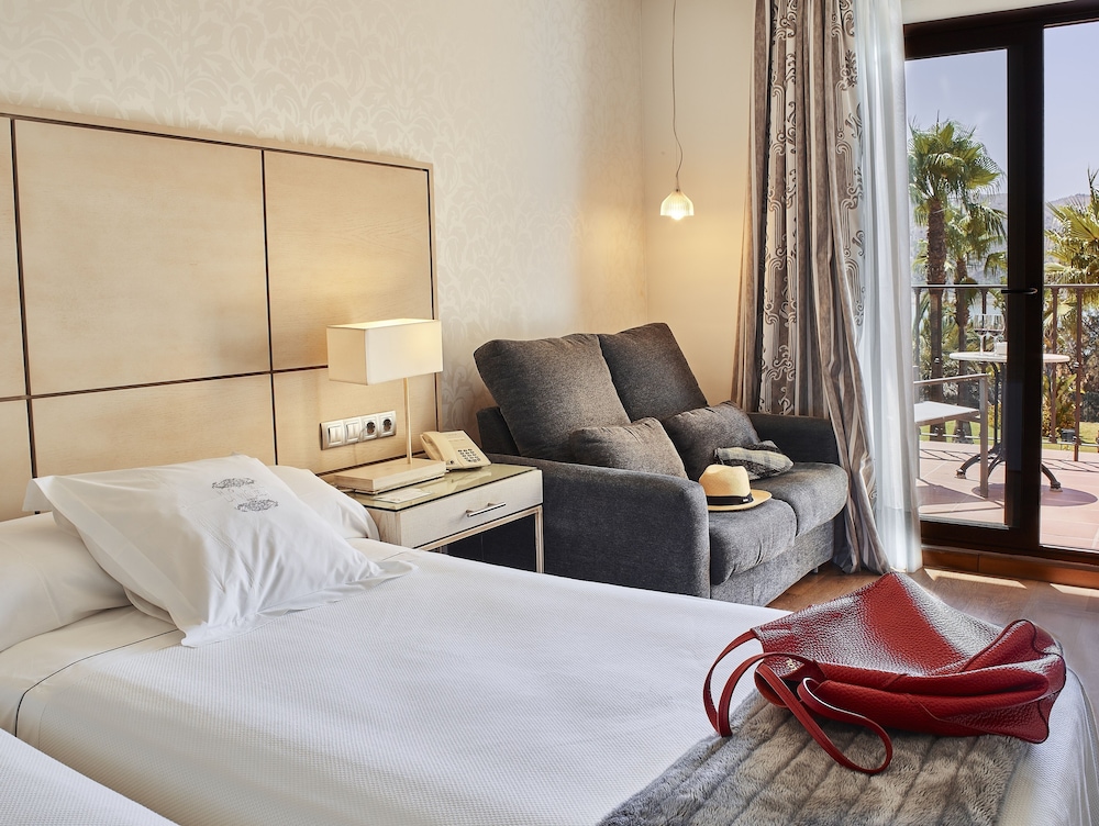 B bou Hotel La Vinuela & Spa 16/66
