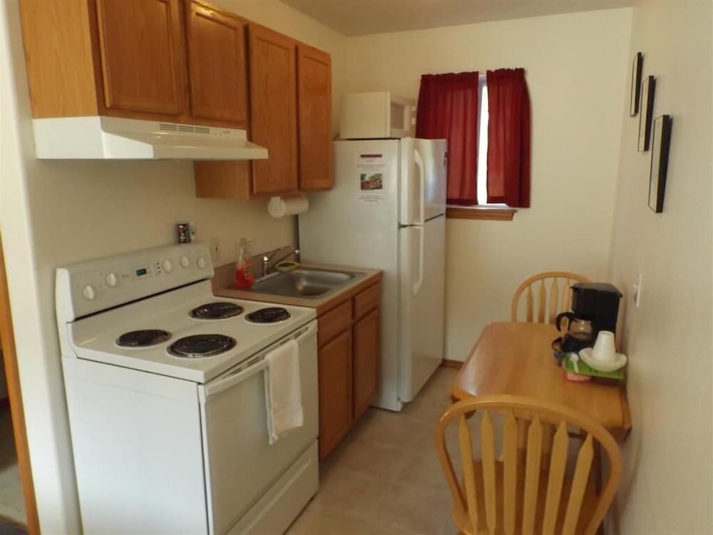 Clark Fork Lodge 32/43