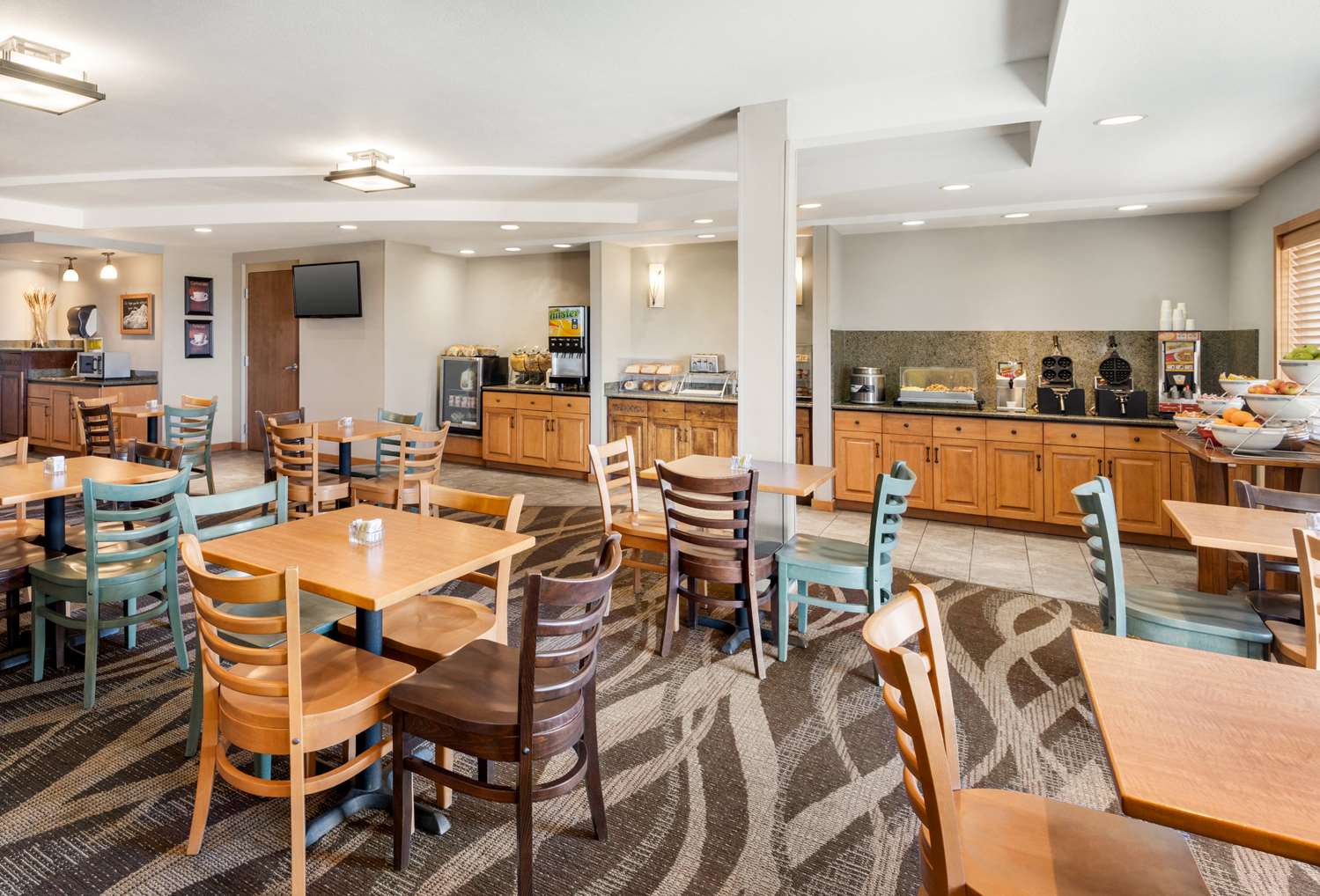 Americinn By Wyndham Laramie Near University Of Wyoming 58/64