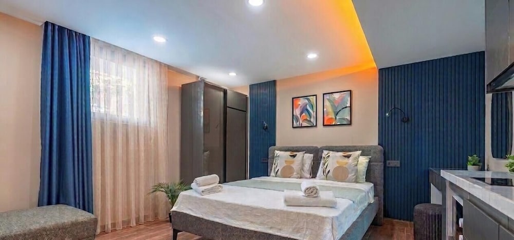 DoQu Suites&Hotel 12/28