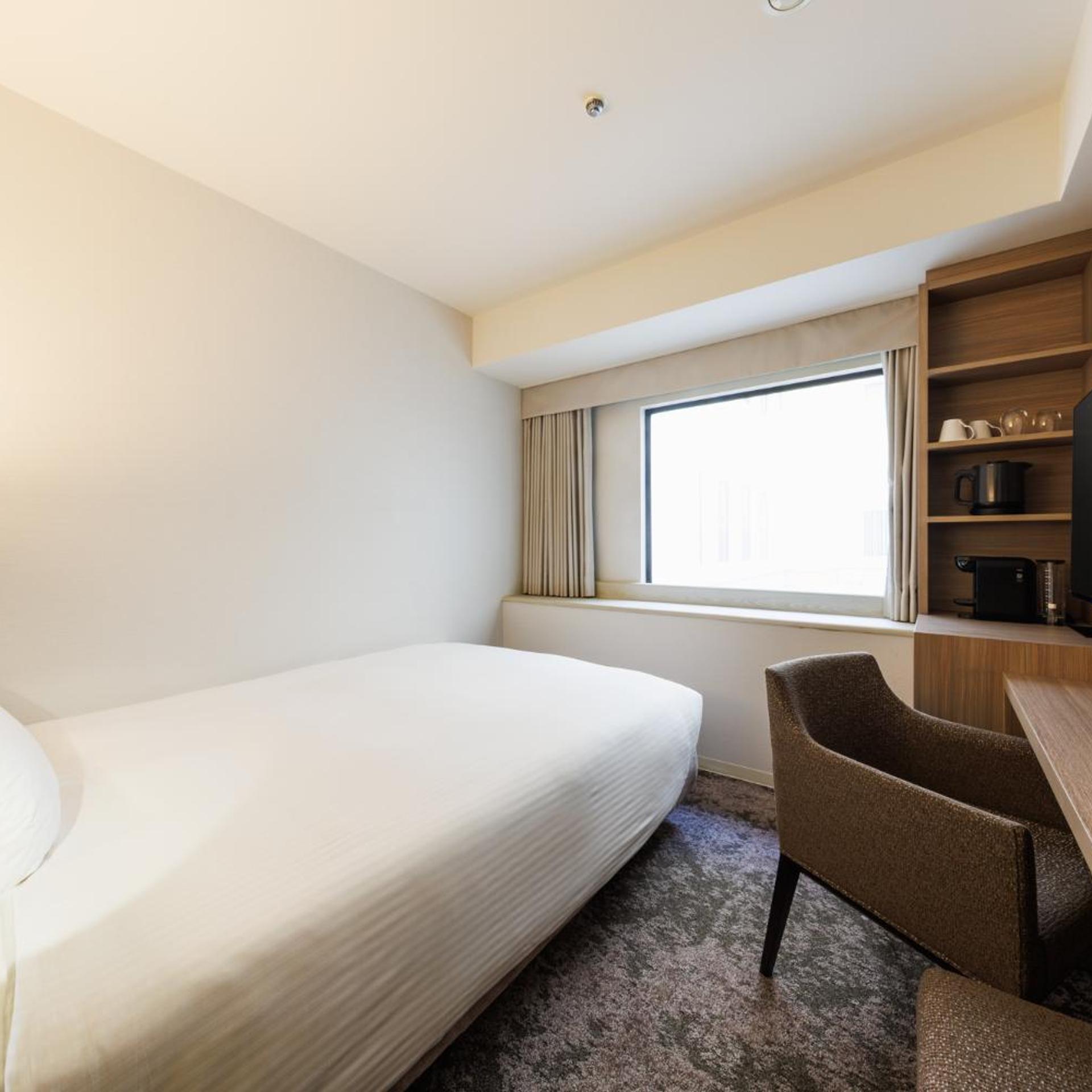 Moderate, Semi Double Bed