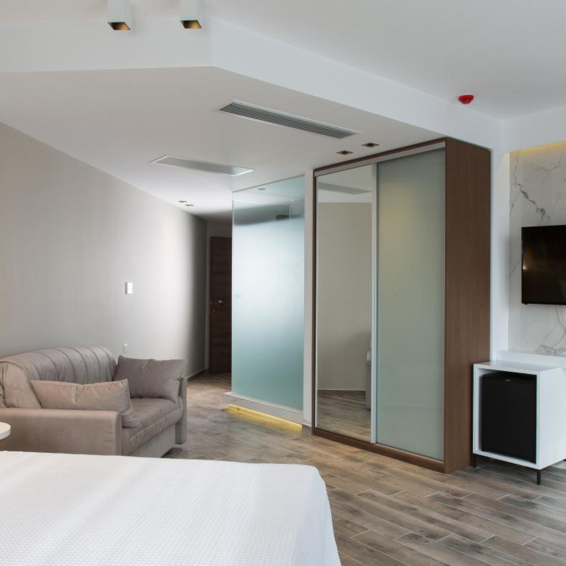 Exclusive, Beach Front, Ground Floor، Olympion Sunset 3/10