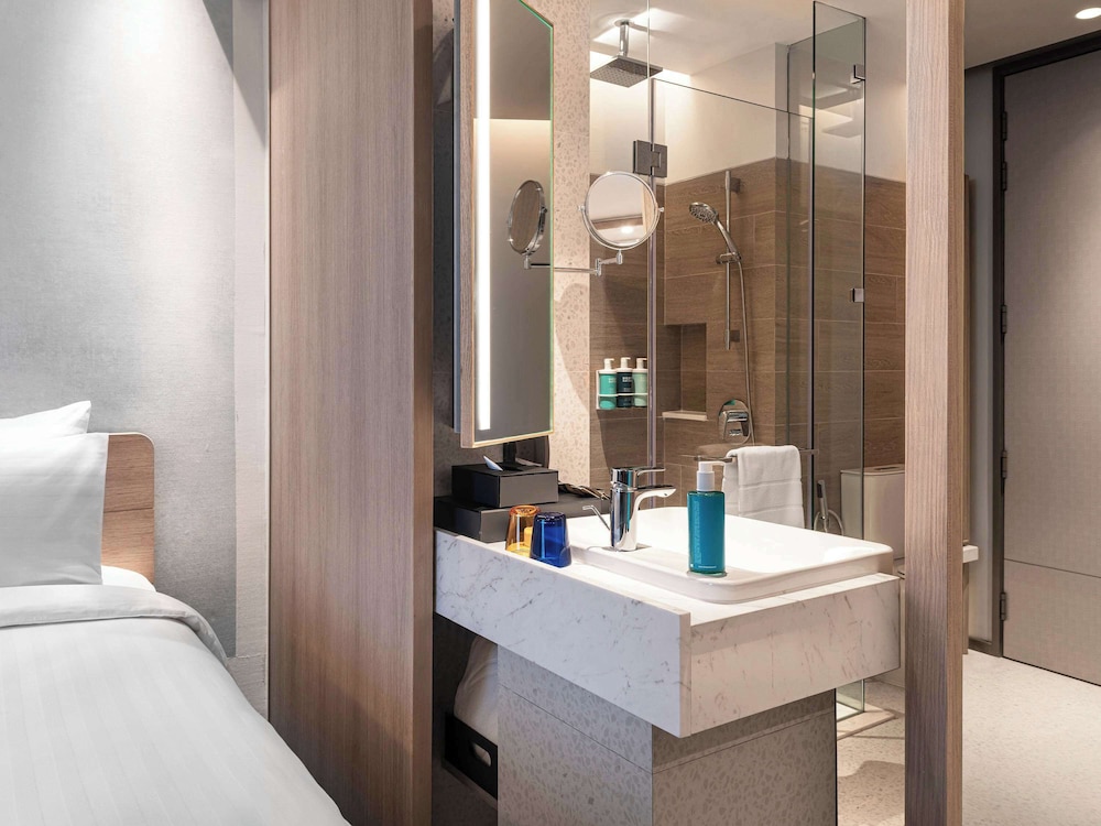 غرفة ديلوكس ركنية بسريرين منفصلين، Novotel Future Park Rangsit 8/8