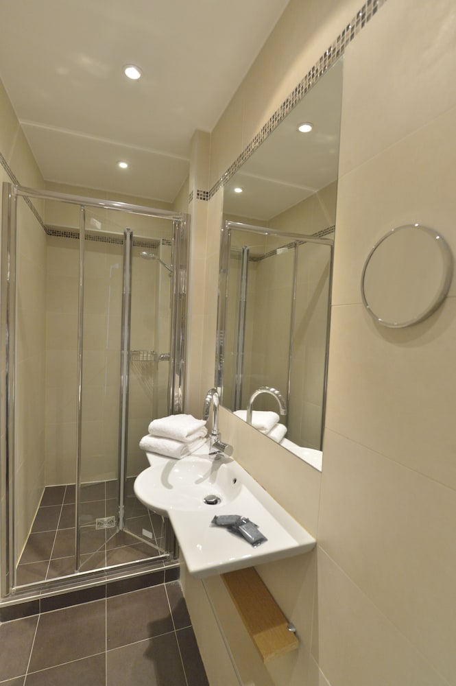 Hotel Renoir Paris Montparnasse 13/28